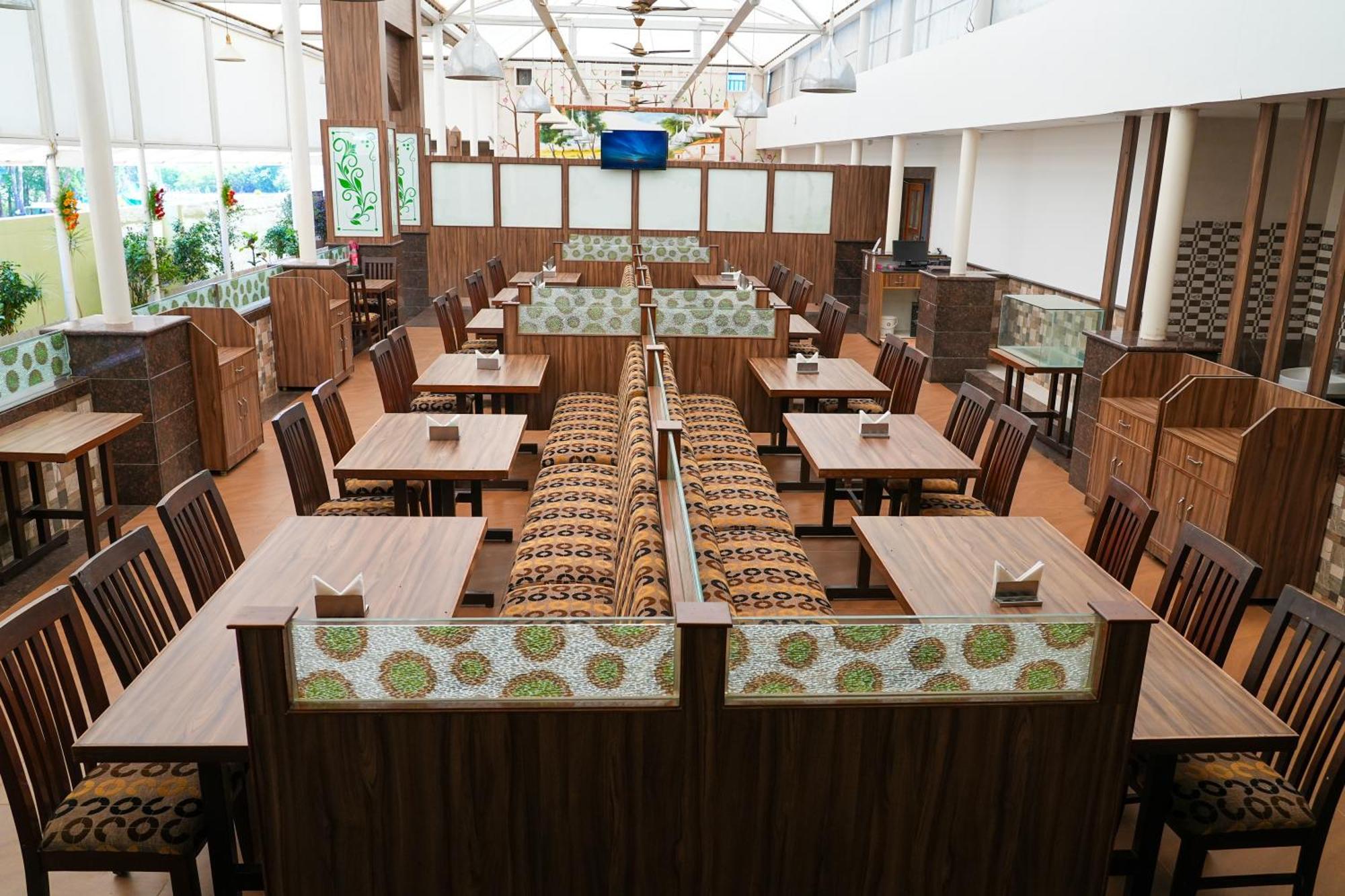 Sri Krishna Inn - Kempegowda Airport Bangalore Devanahalli Exteriér fotografie
