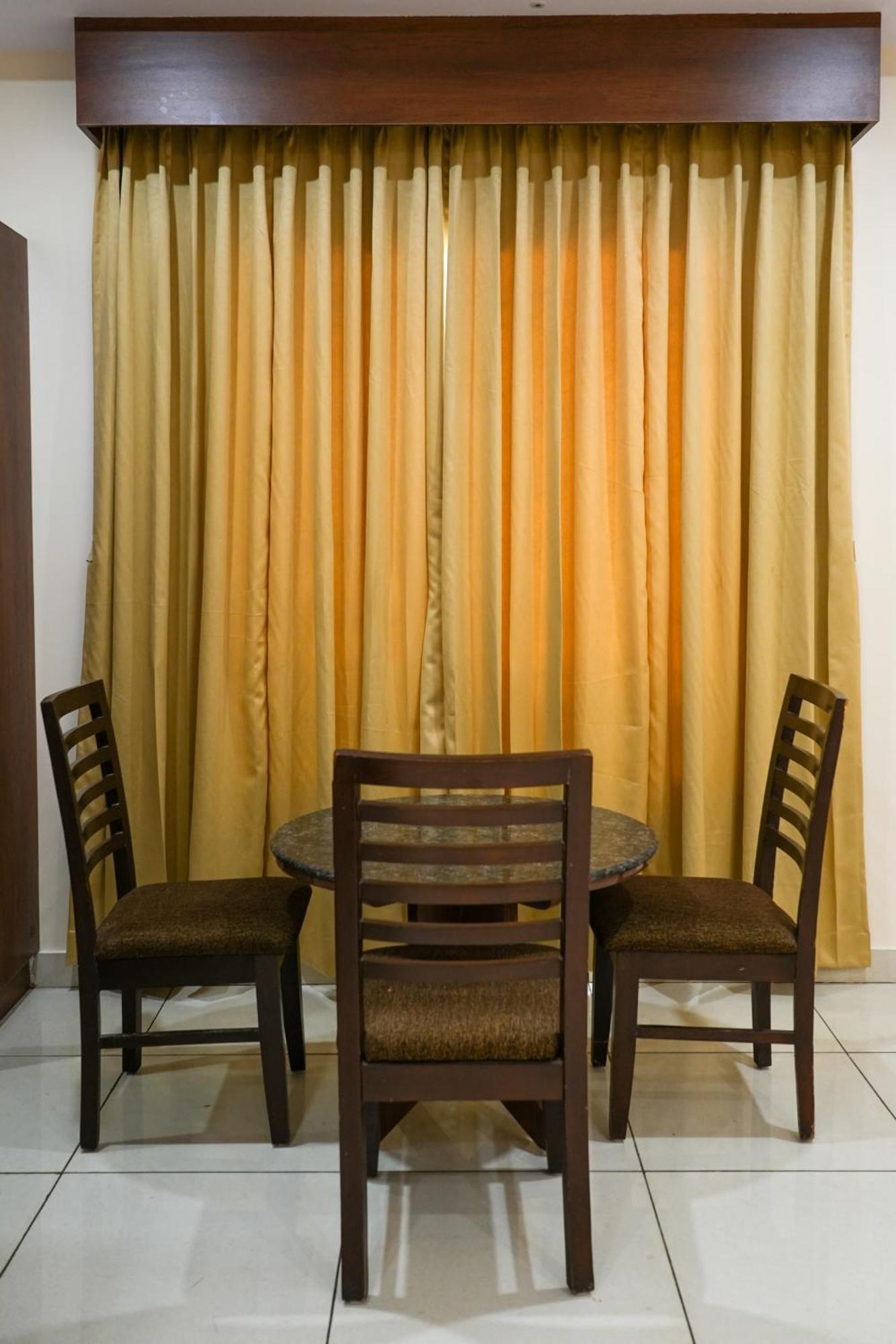 Sri Krishna Inn - Kempegowda Airport Bangalore Devanahalli Exteriér fotografie
